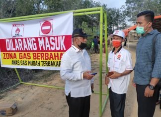 Tinjau Lokasi Semburan Gas, Hamdani Berharap Dituntaskan Maksimal