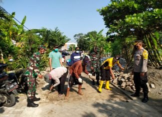 Program Padat Karya Tunai Desa Sasar Perbaikan Paving dan Normalisasi Saluran Air