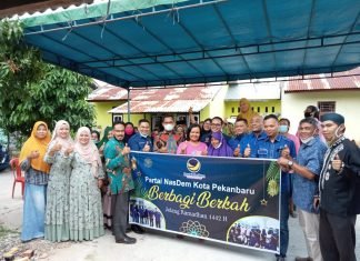 Sambut Ramadhan, NasDem Pekanbaru Berbagi Sembako di Mentangor