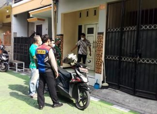 Babinsa Simomulyo Gencarkan Tracing Covid-19