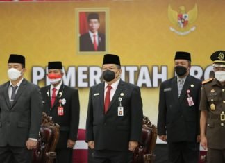 Sekdaprov Riau Mengikuti Upacara Peringatan Hari Kesaktian Pancasila Secara Virtual