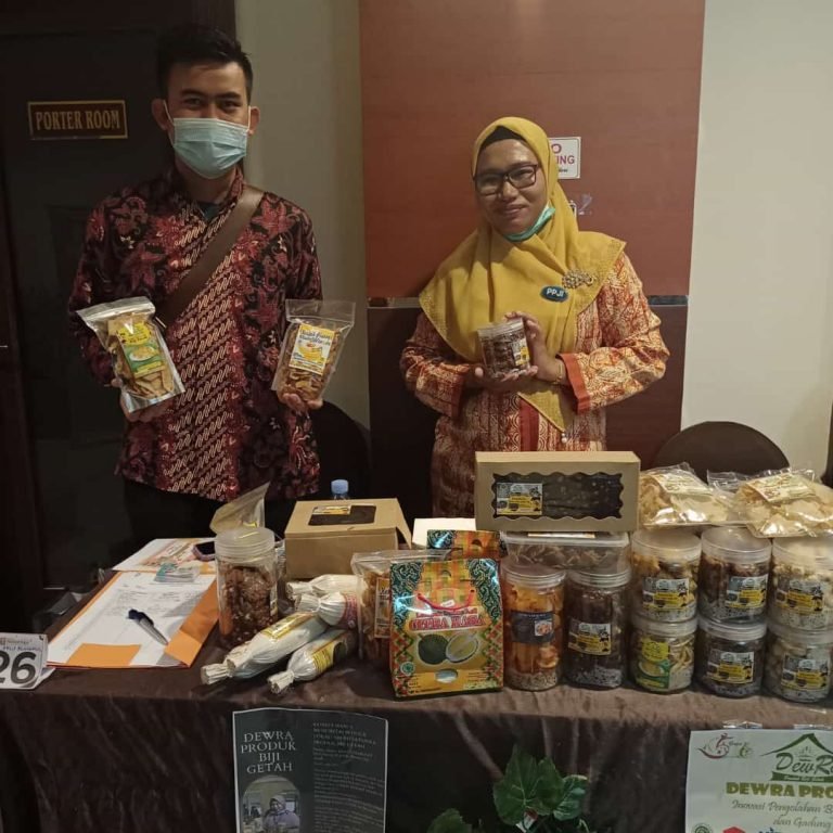 Olahan Biji Getah Khas Bengkalis Digemari Pengunjung Arsip Nasional