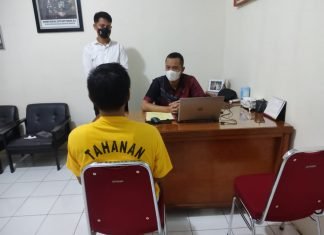 Polsek Tandun Ciduk Bandar Togel Saat di Warung Kopi