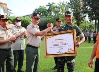 Pj Wali Kota Pimpin Apel Tanggap Bemcana dan Pencanagan Pekanbaru Bebas Sampah