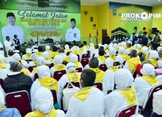 Wabup Inhil Lepas CJH Kloter 07 Batam Menuju Kita Suci Makkah