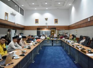 Komisi III dan Wakil Ketua DPRD Riau Melakukan RDP dengan PT. Jamkrida