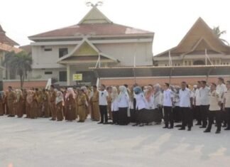 Seluruh ASN dan THL Sekretariat DPRD Riau Apel Pagi