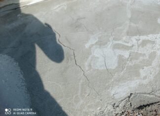 Semen Bahu Jalan Retak, Kadis PUPR Anton Perintahkan Bongkar dan Perbaiki