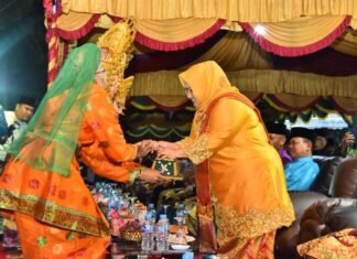 Bupati Kasmarni Instruksi Kepala Desa Sukseskan Pilkades Serentak