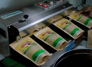 TJSL PLN Serap 4.019 Tenaga Kerja Lokal di Sulawesi, Maluku, Papua dan Nusa Tenggara