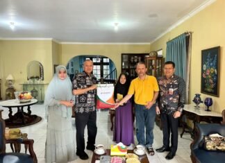 Dirut BRK Syariah Kunjungi Rumah Duka Deddy Rohendy