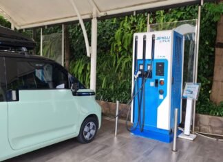 PLN Siap Suplai 1.500 Charging Station untuk Motor Listrik Greentech
