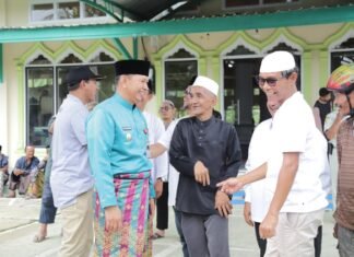 Wabub Rohul Hadiri Prosesi Pemakaman Jenazah Ramlan Zas