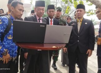 Bupati Rohil Didampingi Wabup dan Kadiskominfotik Tinjau Lokasi Zero Point Smart City Bagansiapiapi