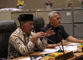 Komisi I RPD dengan Biro Adpim Setda Riau