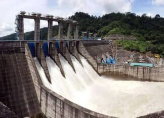 PLTA Koto Panjang Kembali Turunkan Bukaan Pintu Air 50 CM