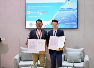 PLN Dapat Penghargaan Most Interactive Booth di IIMS 2024