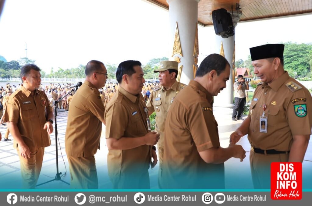 Bupati Rohul Pimpin Apel Perdana Usai Cuti Lebaran - Segmen News