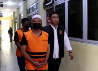 Sunat Dana Bansos, Pria Ini Diciduk Saat Hadiri Acara Pesta di Hotel