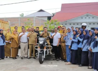 RAPP Bantu 2 Unit Motor Roda Tiga Pengangkut Sampah di Meranti