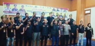 Bantu Atasi Karhutla, RMRB Rohul Ajak Warga Sholat Istisqa Berdoa Minta Hujan