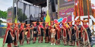IKM Kuansing Tampilkan Seni Budaya Minangkabau di Even Pacu Jalur