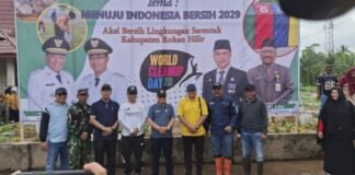 Aksi Nyata, Bupati Rohil H Bistamam Pimpin Langsung World Clean Up Day 2025