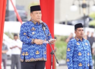 Pimpin Upacara HKN, Plt Gubri Komitmen Bangun Generasi Sehat