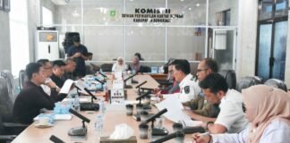 Diskominfotik Bengkalis Rapat Kerja Bersama Komisi II DPRD