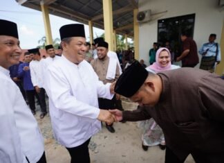 Warga Muara Basung Antusias Sambut Safari Ramadhan Plt Gubernur Riau