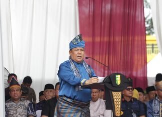 Plt Gubernur Riau Resmi Buka Festival Pacu Jalur 2026 di Kuansing