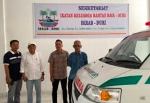 Ambulans untuk IKRAB Duri, Bukti Komitmen CSR BRK Syariah bagi Kesehatan dan Ekonomi Masyarakat