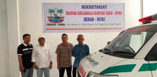Ambulans untuk IKRAB Duri, Bukti Komitmen CSR BRK Syariah bagi Kesehatan dan Ekonomi Masyarakat