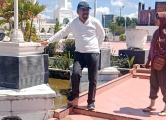 Jelang HUT RI, Kadis LH Suwandi Turun Langsung Lakukan Pembersihan
