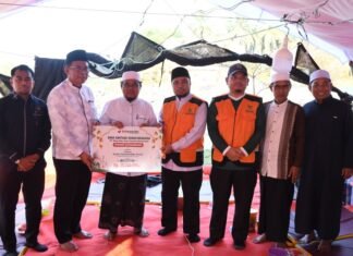 Bersempena HUT Ke-81 RI, BRK Syariah dan UPZ Salurkan Bantuan Untuk Ponpes Syekh Burhanuddin Kuntu Pascakebakaran