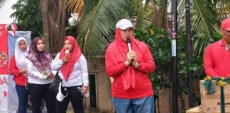 Camat Senapelan, Rein Rizka Karvy, S.STP., M.Si berkenan memberikan sambutan