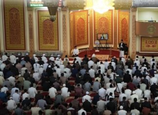 Ribuan Jamaah Salat Id di Masjid Agung Islamic Center, Plh Bupati Rohul Ajak Kembali ke Fitrah